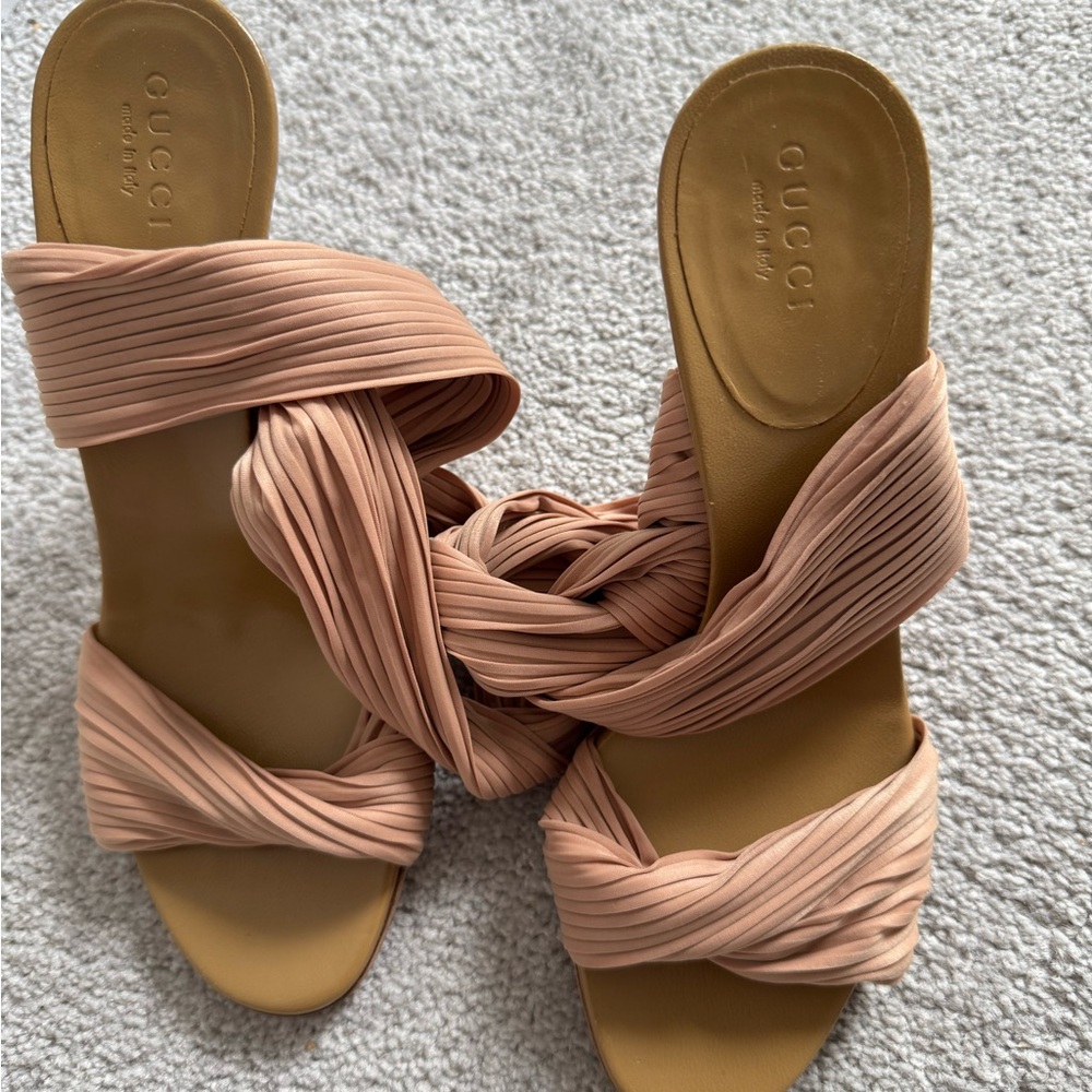 Gucci Women's Blush Sandals